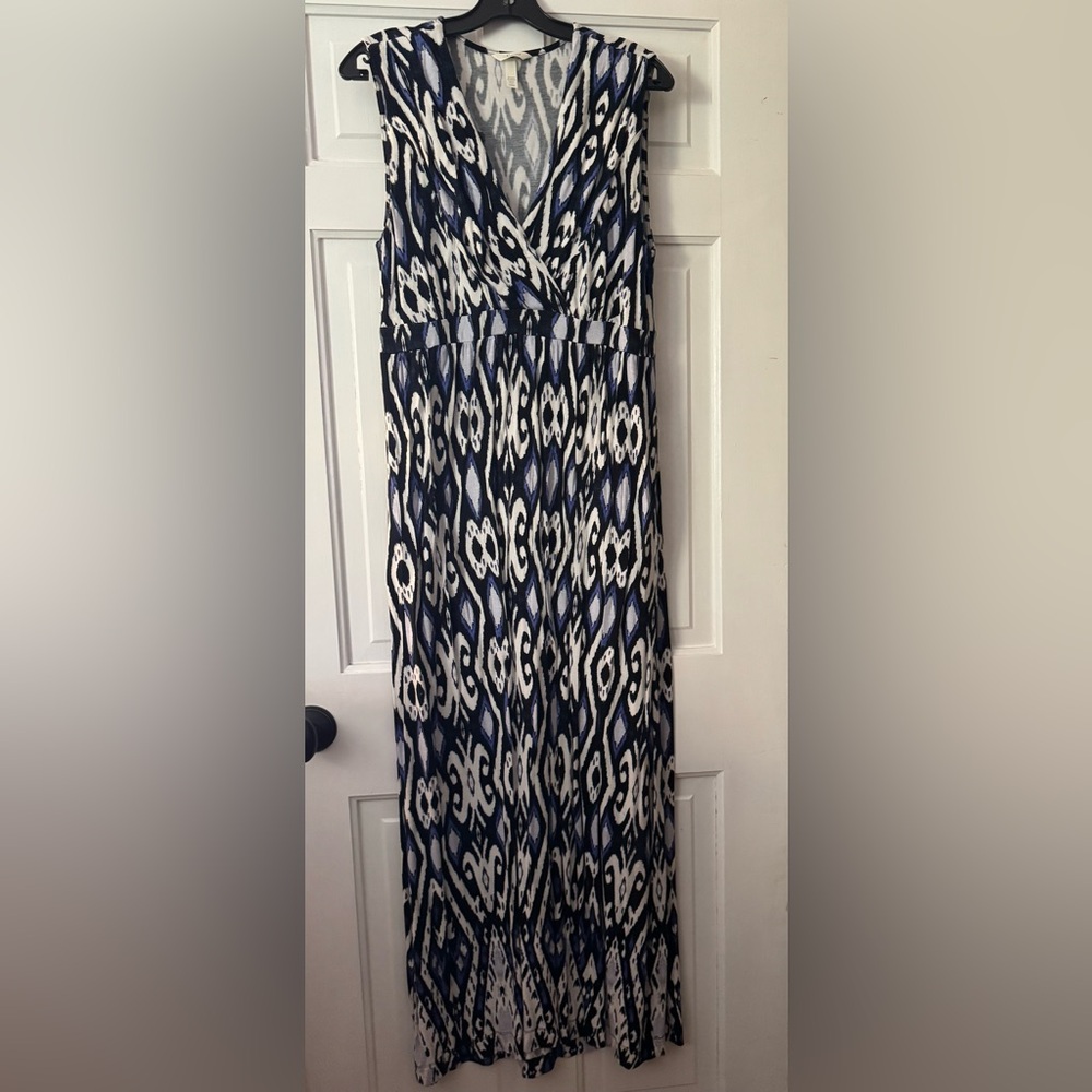 Black, White & Royal Blue Maxi Dress